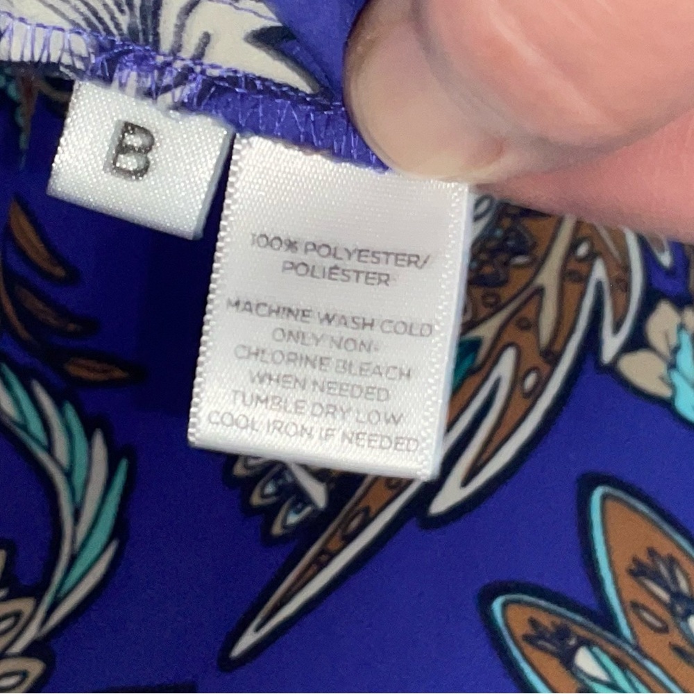 LOFT Blue Paisley Print Sleeveless Camisole with Teal Trim - Picture 5 of 5